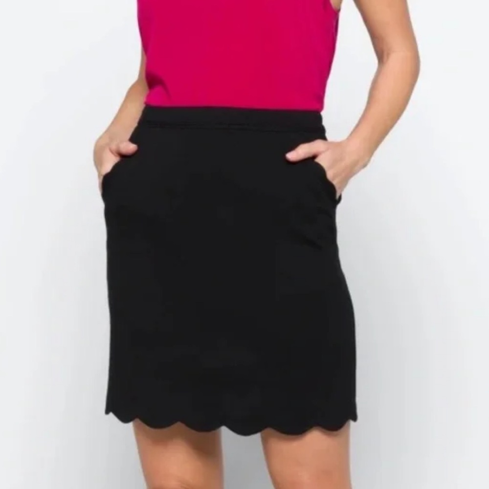 NWT Skies are blue/Stitch Fix Berenice Scallop Skirt | Size Medium